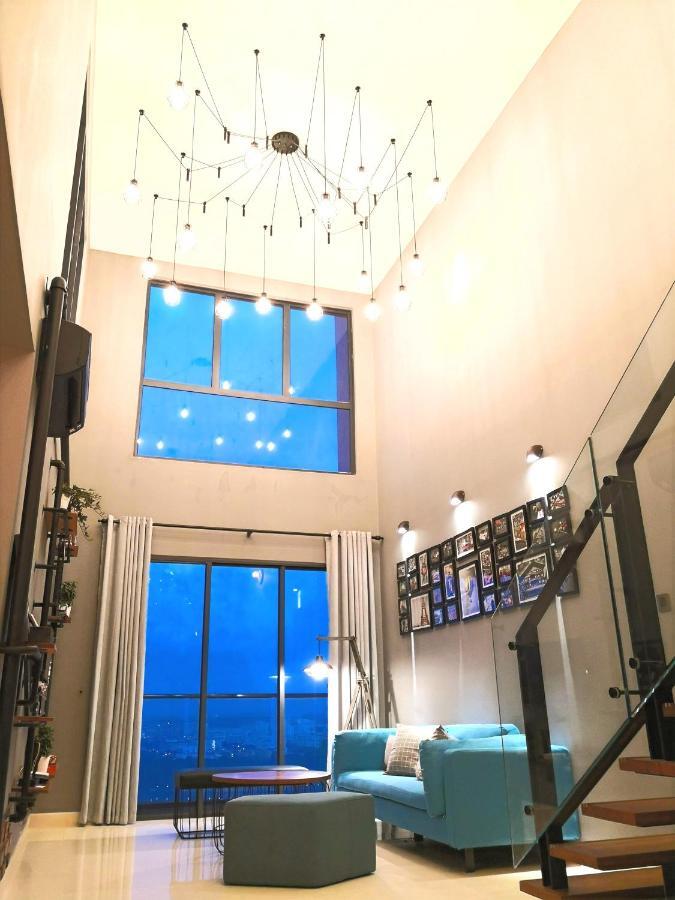 1108 M² Dengan 2 Kamar Tidur Dan 2 Kamar Mandi Pribadi Di Pusat Kota Apartemen *